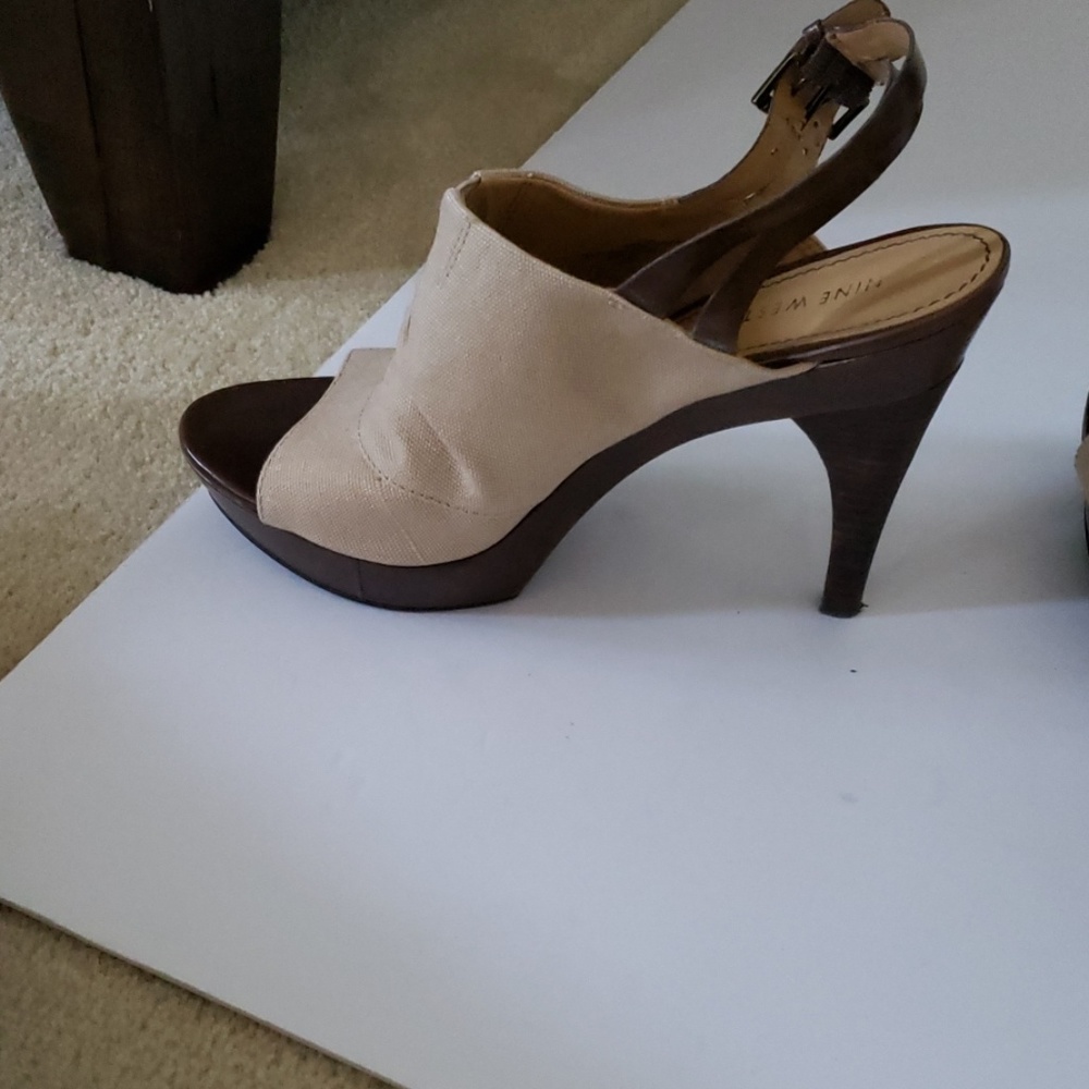 Shoes - Picture 3 of 3